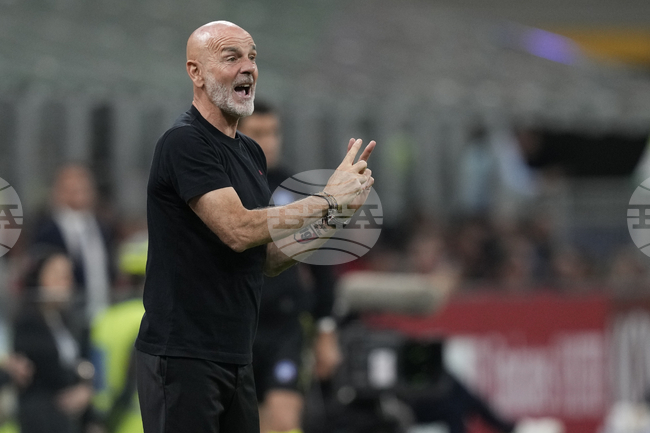 Стефано Пиоли се завърна начело на Фиорентина след периода си в саудитския Ал Насър