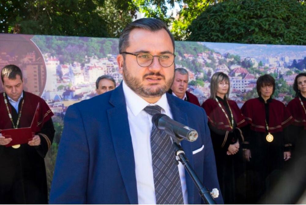 Заместник-министър Георги Събев: Студентите на Университета по хранителни технологии постигат успехи на пазара на труда