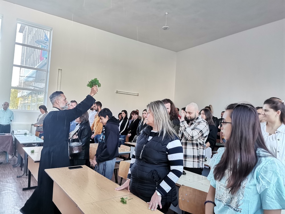 Поздравителен адрес