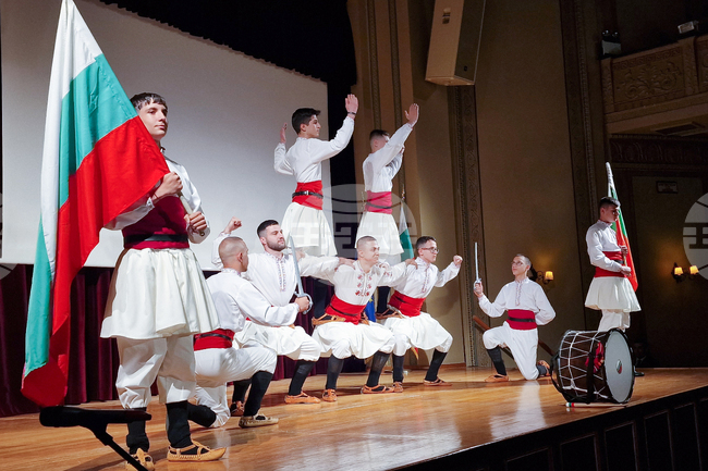 Гърция - празничен концерт - Илияна Йотова