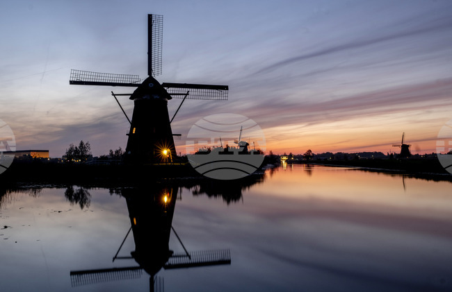 Нидерландското правителство предлага да купи 70 процента от атомната електроцентрала в Борселе, за да намали въглеродните емисии