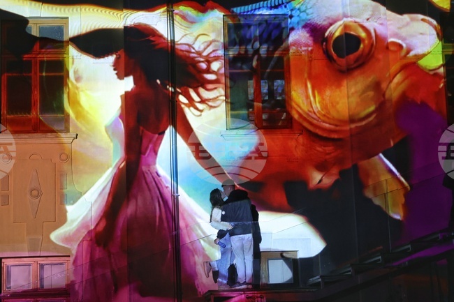  Фестивал на светлината „Лунар“