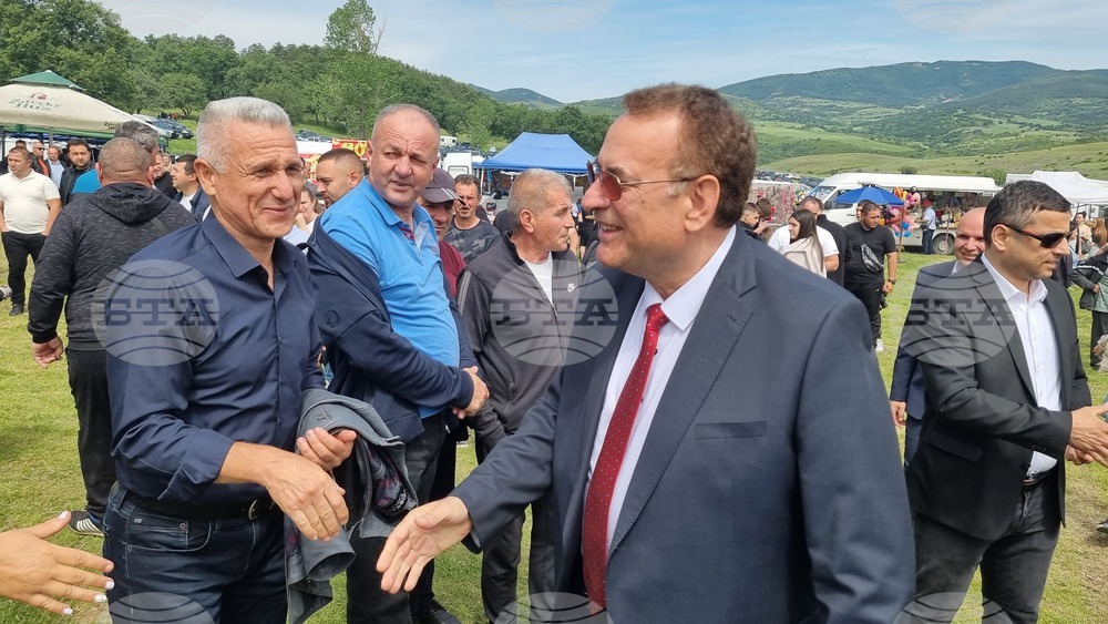 Село Караманци - митинг-събор - Джевдет Чакъров