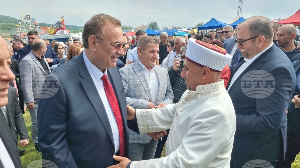 Село Караманци - митинг-събор - Джевдет Чакъров