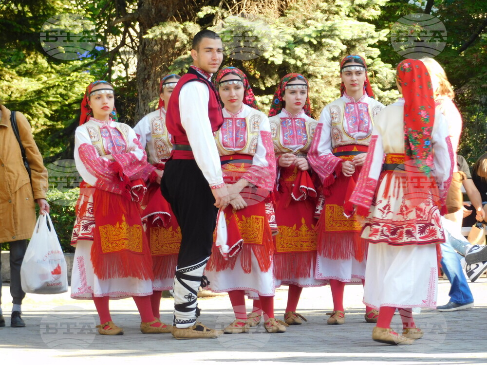Велико Търново - Старопланински събор „Балкан фолк“