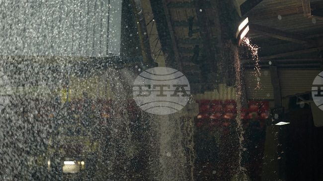 Мачът между Леванте и Виляреал в Ла Лига беше отложен заради лошо време