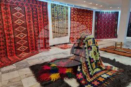 Ловеч - килими - изложба