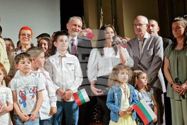 Гърция - празничен концерт - Илияна Йотова