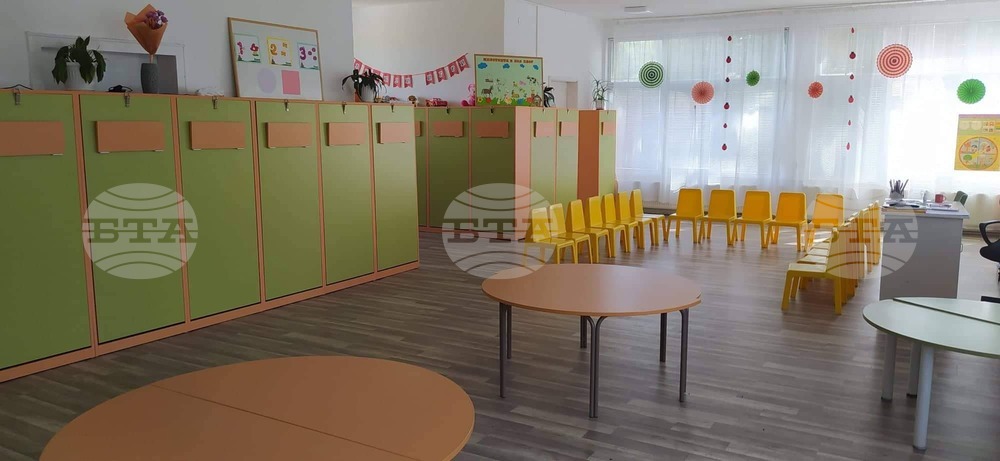 Сериозни ремонти извърши община Опака в детските градини в региона