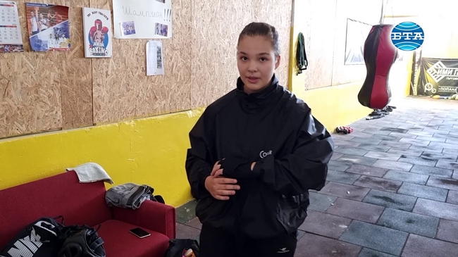 Кърджалийката Алейна Мехмед ще представи България сред девойките на Европейското състезание по бокс в Италия