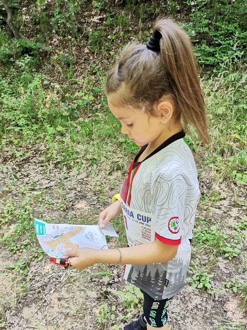 Състезание по спортно ориентиране за деца и родители.