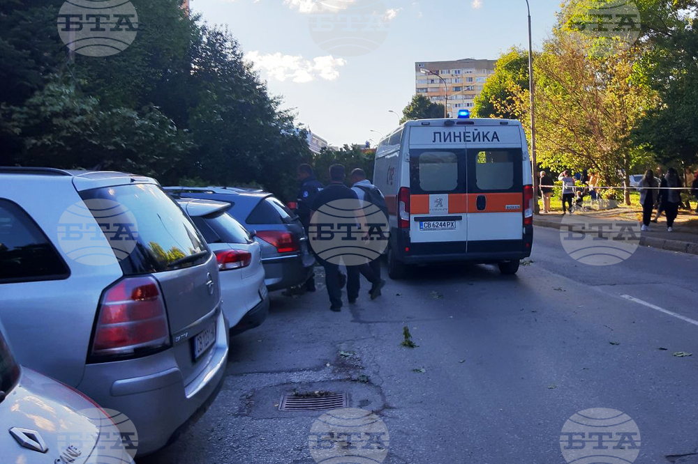 Автобус - пътно транспортно произшествие