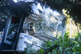 Автобус - пътно транспортно произшествие