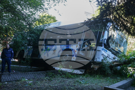 Автобус - пътно транспортно произшествие