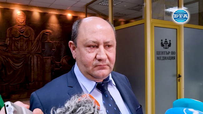 Задържан е собственикът на оръжието, с което беше простреляно дете в Арбанаси, съобщи районният прокурор Тихомир Шабов