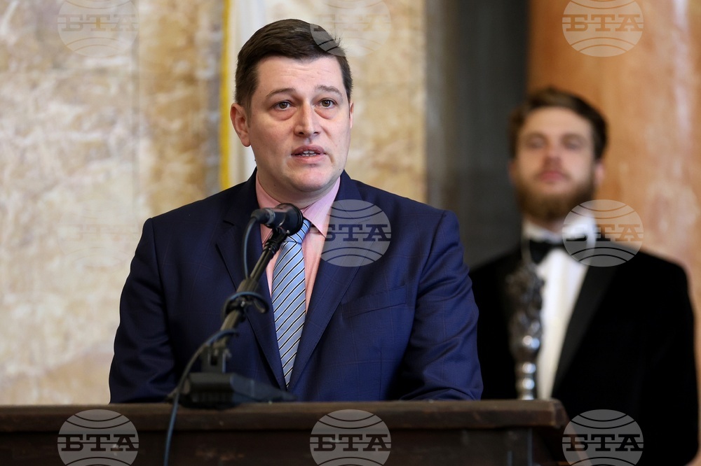 Софийски университет "Св. Климент Охридски" - Факултет по журналистика и масова комуникация - дипломи