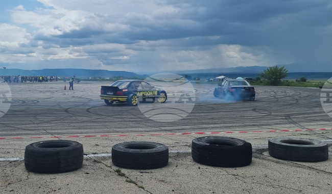 Село Буховци - авто шоу - благотворителност