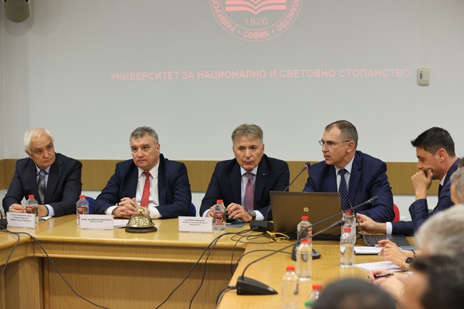 За ускоряване на темпа на иновациите в отбранителния сектор е нужно по-тясно взаимодействие между граждански, военни, изследователски и иновативни общности
