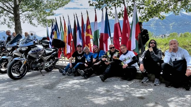 Община Банско: Световен рекорд на YAMAHA TDM в Банско