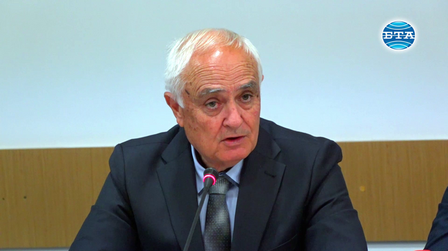 Самолетите F-16 Block 70 ще се поддържат изцяло в България, каза Атанас Запрянов