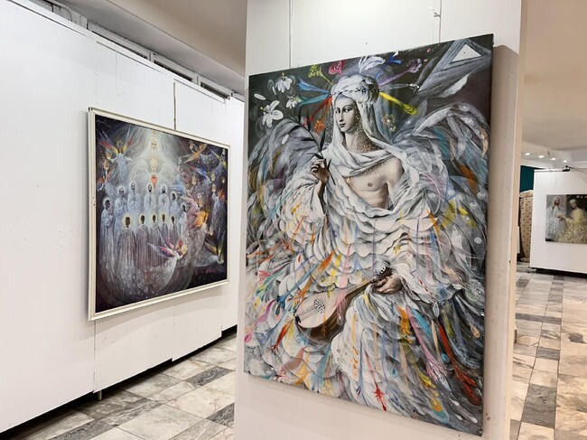 Картини на Аннаел гостуват в Ловеч