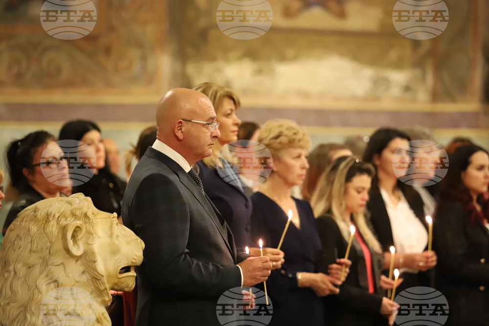 По предложение на ВМА: За първи път отслужиха молебен за православния здравен служител