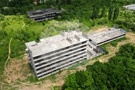 Горна баня - изглед с дрон над терена определен за национална детска болница