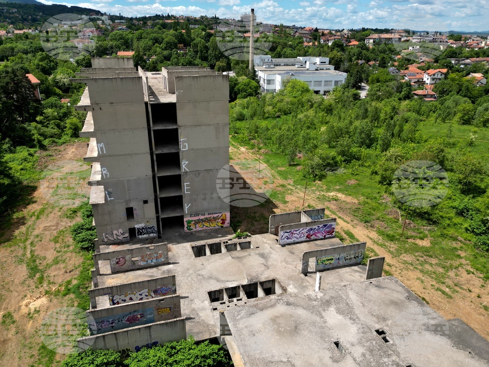 Горна баня - изглед с дрон над терена определен за национална детска болница