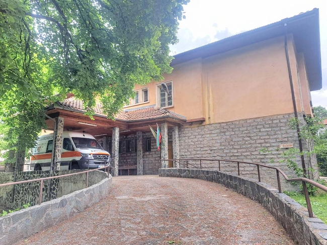 Община Банско: Отново към здравето - обновяване на Спешния център в Банско 