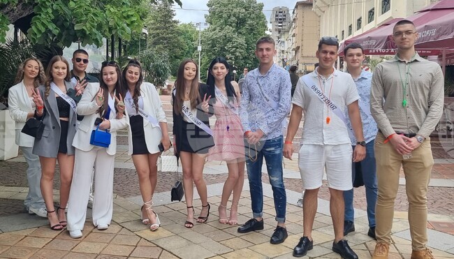 Шумен - абитуриенти - изпращане