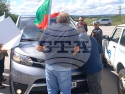 Снимка: Възраждане