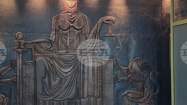 Работник е загинал по време на отстраняване на ВиК авария в Лясковец 