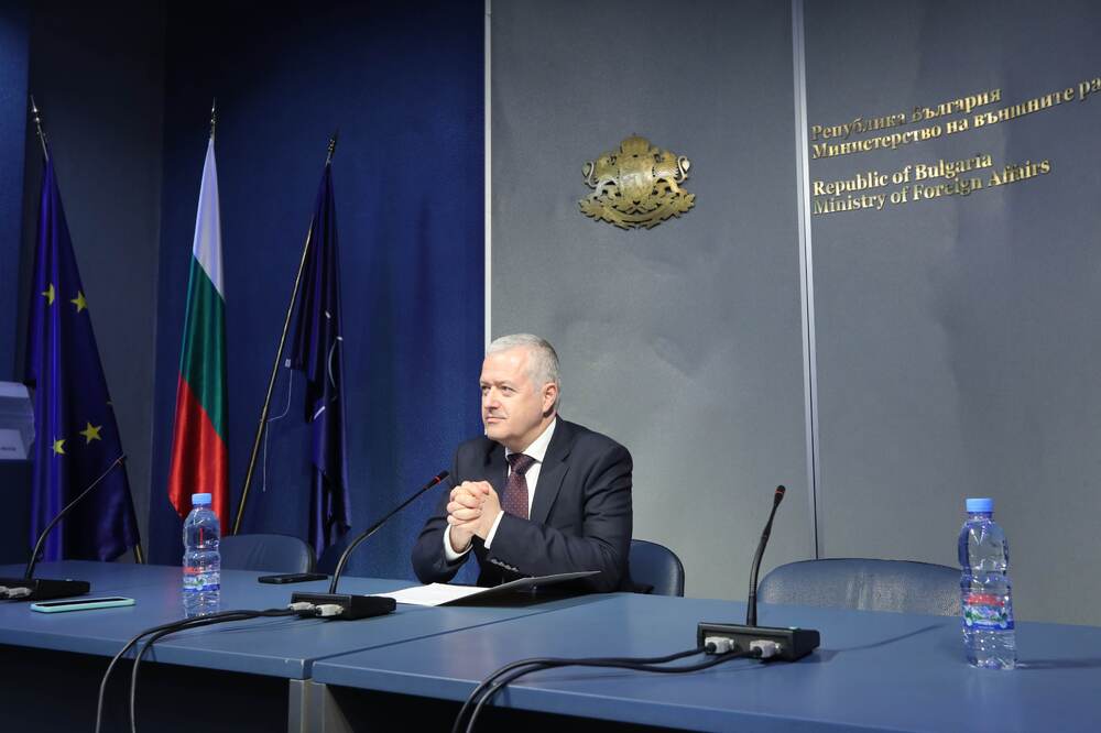 Министерство на външните работи: Иван Кондов се срещна с група сръбски журналисти