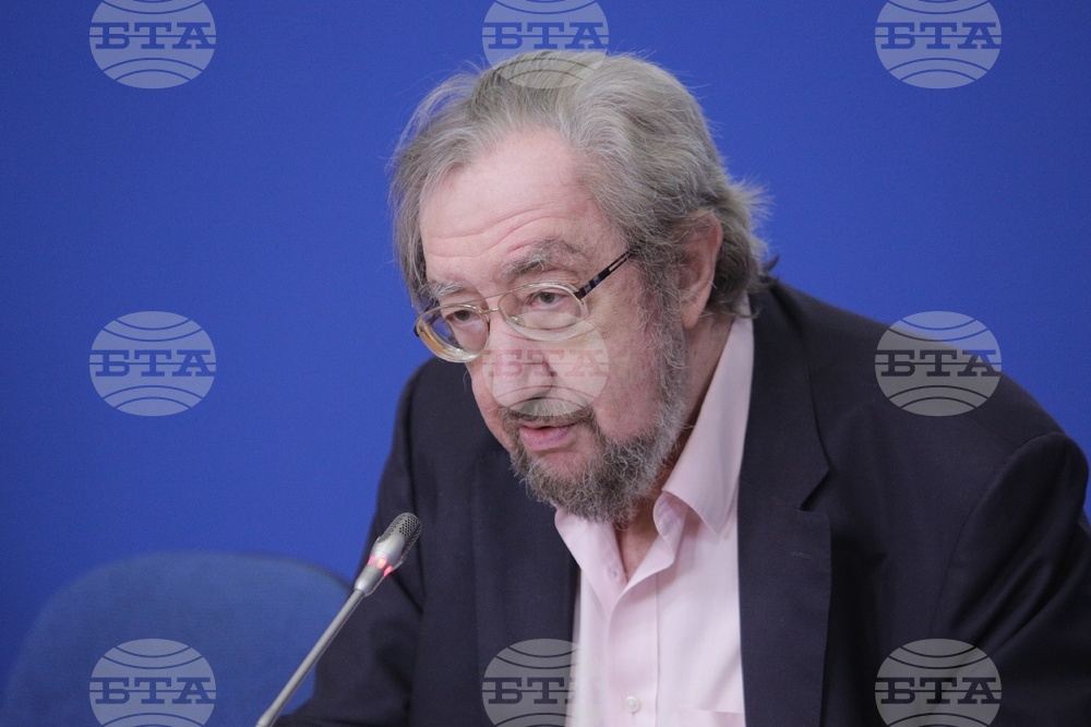 Национален пресклуб на БТА - Юлий Павлов - пресконференция