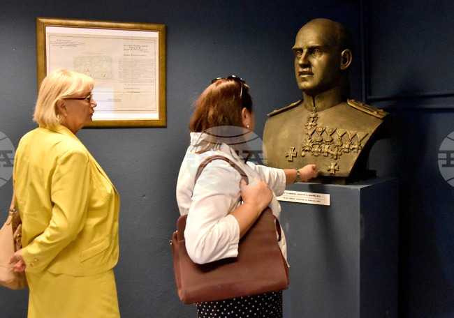 Варна - Парк-музей на бойната дружба - изложба