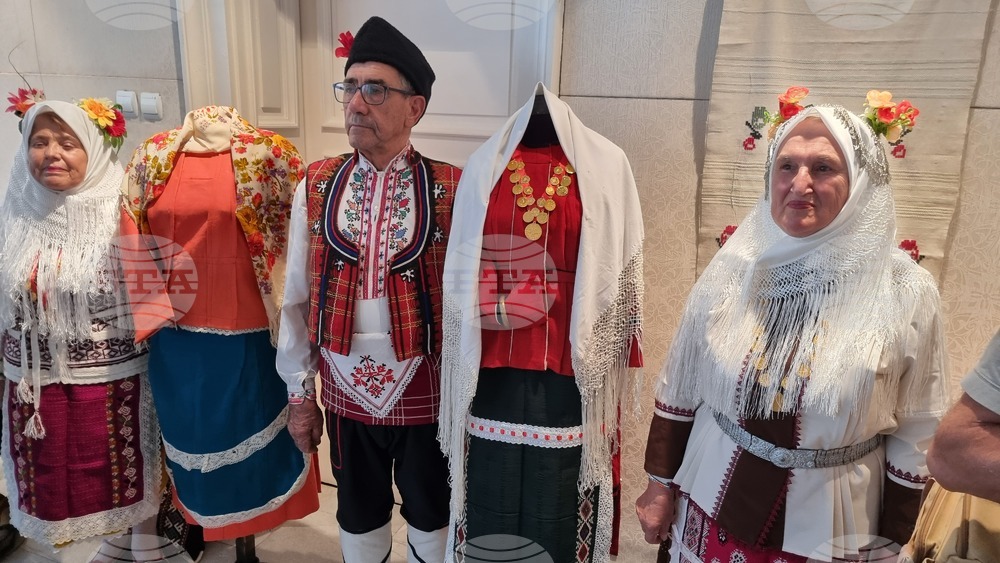 Тутракан - севернодобруджански носии - изложба