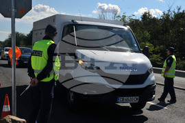 Бургас - полиция - мигранти - засилен контрол