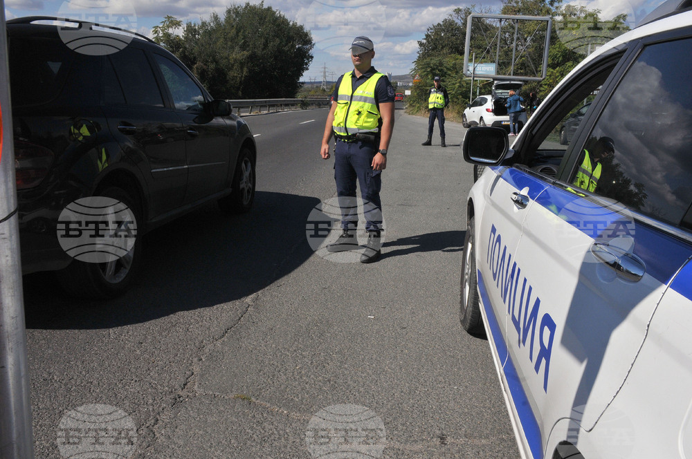 Бургас - полиция - мигранти - засилен контрол