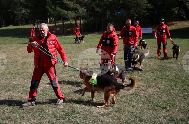 Село Лозен - БЧК - демонстрация
