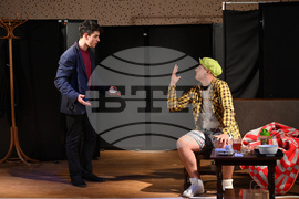 Вършец - театър - „Щастливо хванати в мрежата“