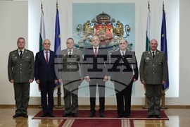 Румен Радев - висше офицерско звание „бригаден генерал“ - удостояване