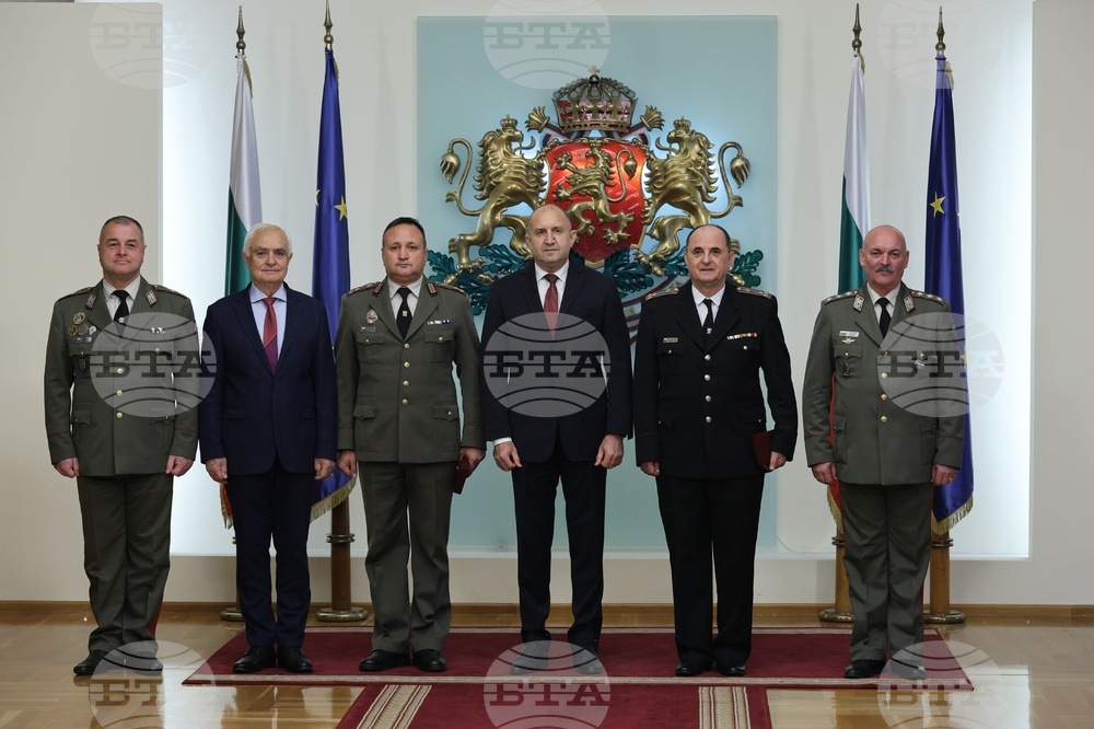 President Radev Promotes Col. Kostadinov, Col. Petkov to Brigadier Generals