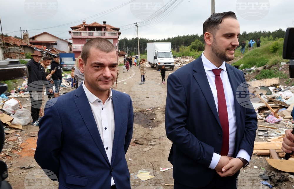 Столичен общински съвет - брифинг - общински терен - Димитър Петров - Цветомир Петров