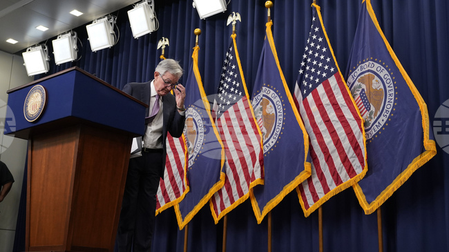 Централните банки на водещите икономики дават сигнали за промяна в курса на паричната политика