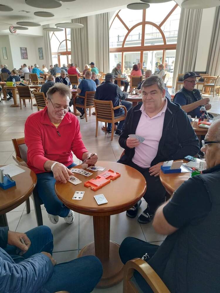 Община Добрич: В Обзор завърши първият международен бридж фестивал