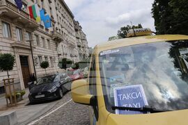 Таксиметрови шофьори - протест