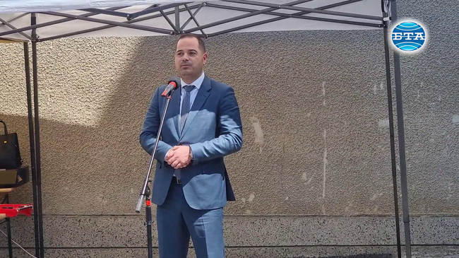 До шест месеца камерите на ТОЛ-системата ще мерят за средна скорост, каза Калин Стоянов