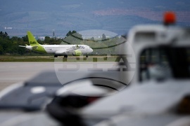  Летище София - авиокомпания „Еър Балтик“ (airBaltic) - самолет