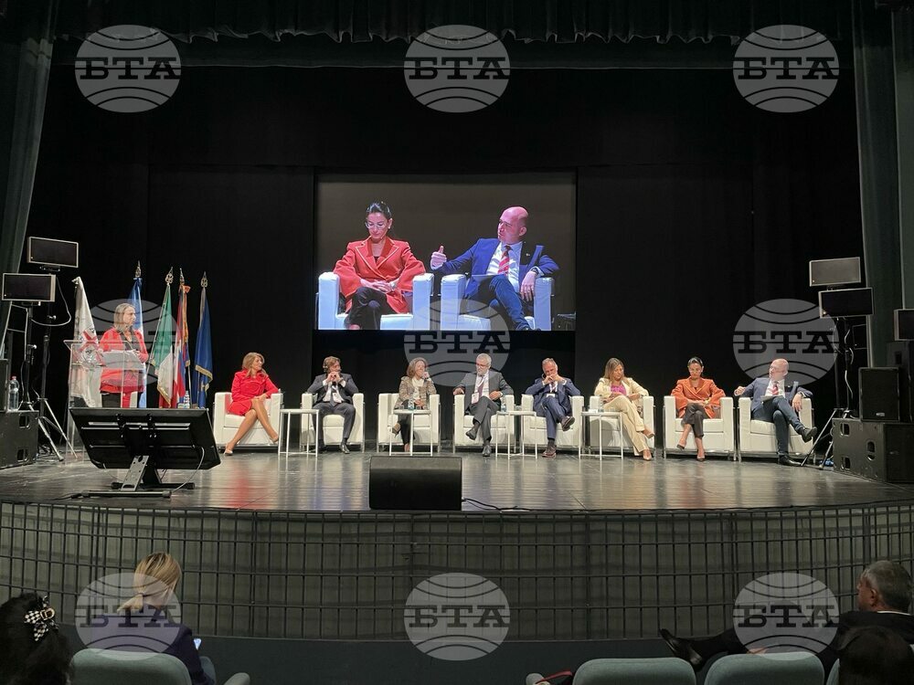 Minister Dimitrov Attends Global Conference on Wine Tourism