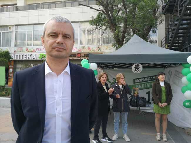 Основното ни предизвикателство в кампанията е да накараме повече българи да гласуват, каза в Асеновград Костадин Костадинов